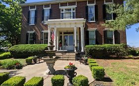 Maple Hill Manor Bed & Breakfast